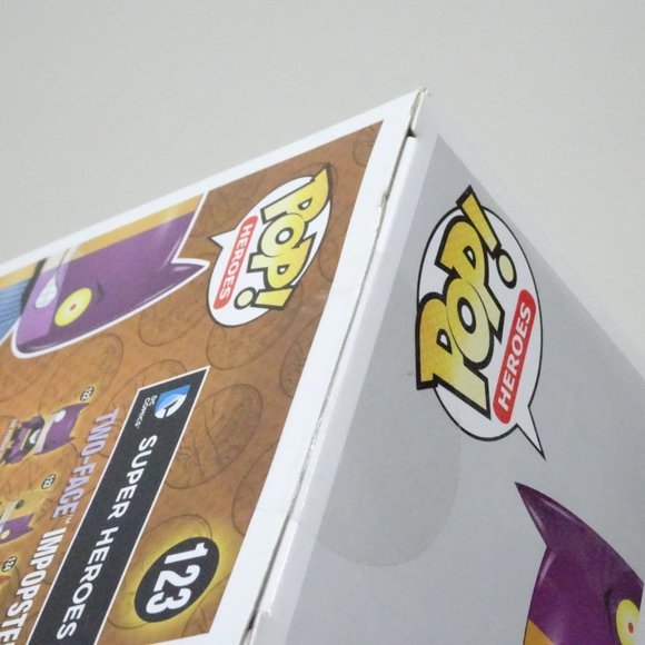 DC Super Heroes Two-Face Impopster Funko Pop! #123 - Picture 5 of 5